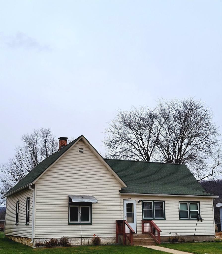 Property Photo:  106 Main St  WI 54631 