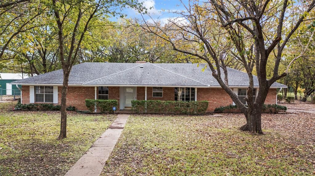 Photo de la propriété:  109 Silverwood Drive  TX 75154 