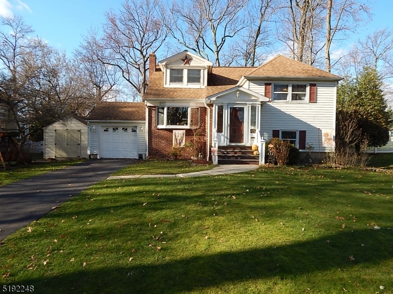 Property Photo: 2347 Redwood Rd NJ 07076