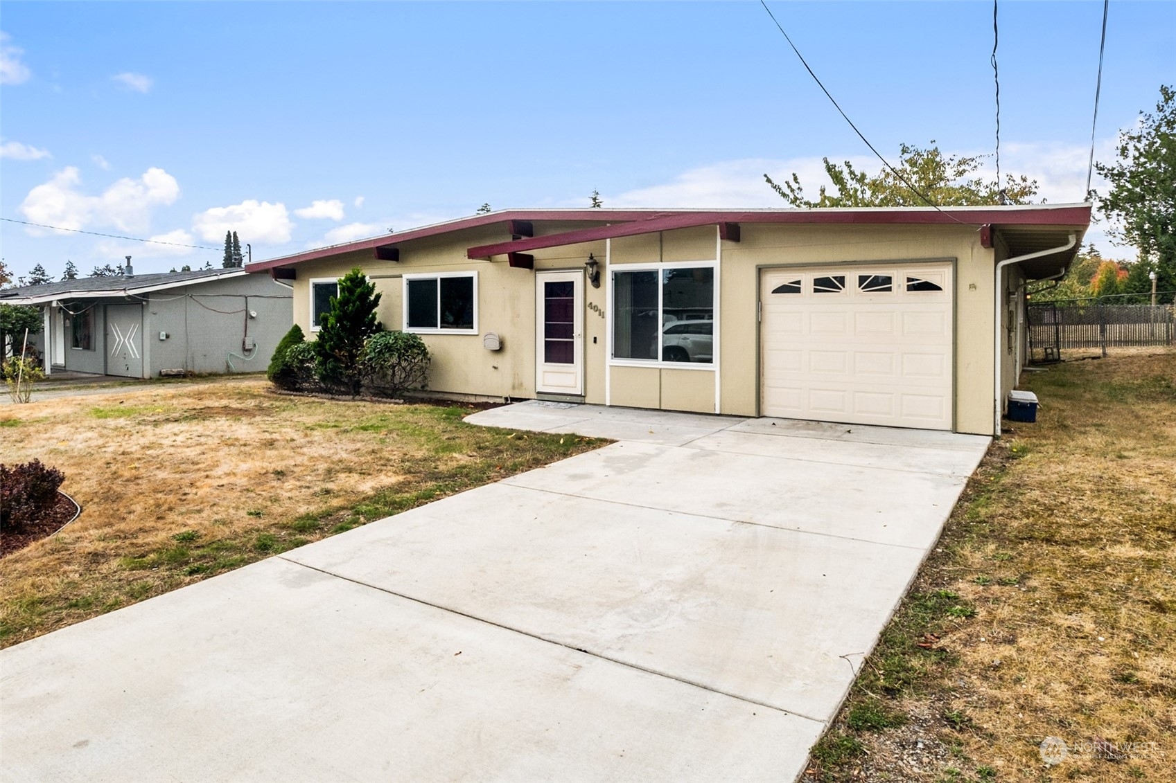 Property Photo:  4011 S 186th Street  WA 98188 