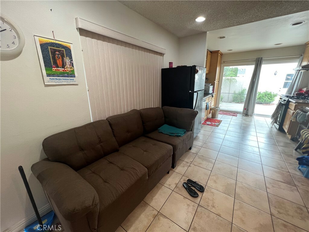Property Photo:  2142 W Liverpool Lane  CA 92804 