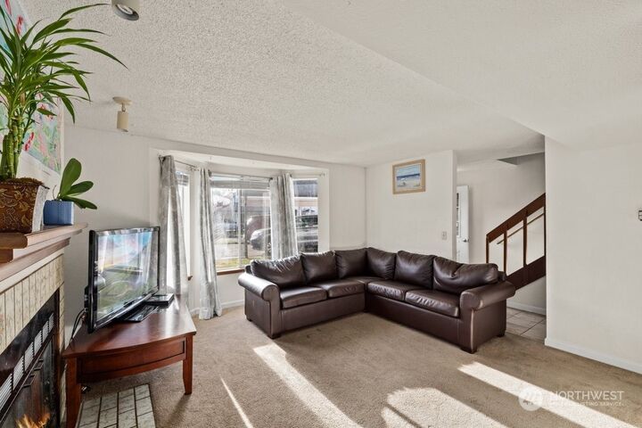 Property Photo:  3601 I Street SE 7B  WA 98002 