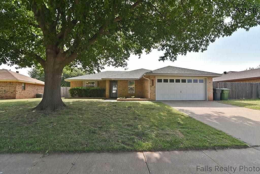 Property Photo:  5220 Northview Drive  TX 76306 