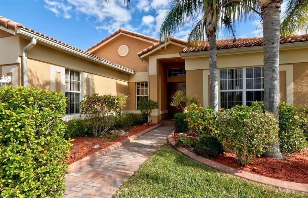 Property Photo: 6172 Coverty Place FL 32966