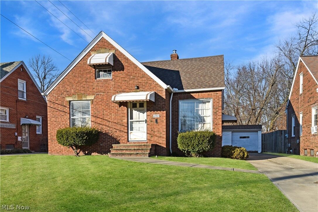 Property Photo: 11915 Granger Road OH 44125