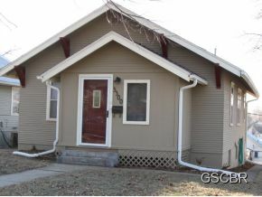 Property Photo:  3300 Orleans Ave  IA 51106 