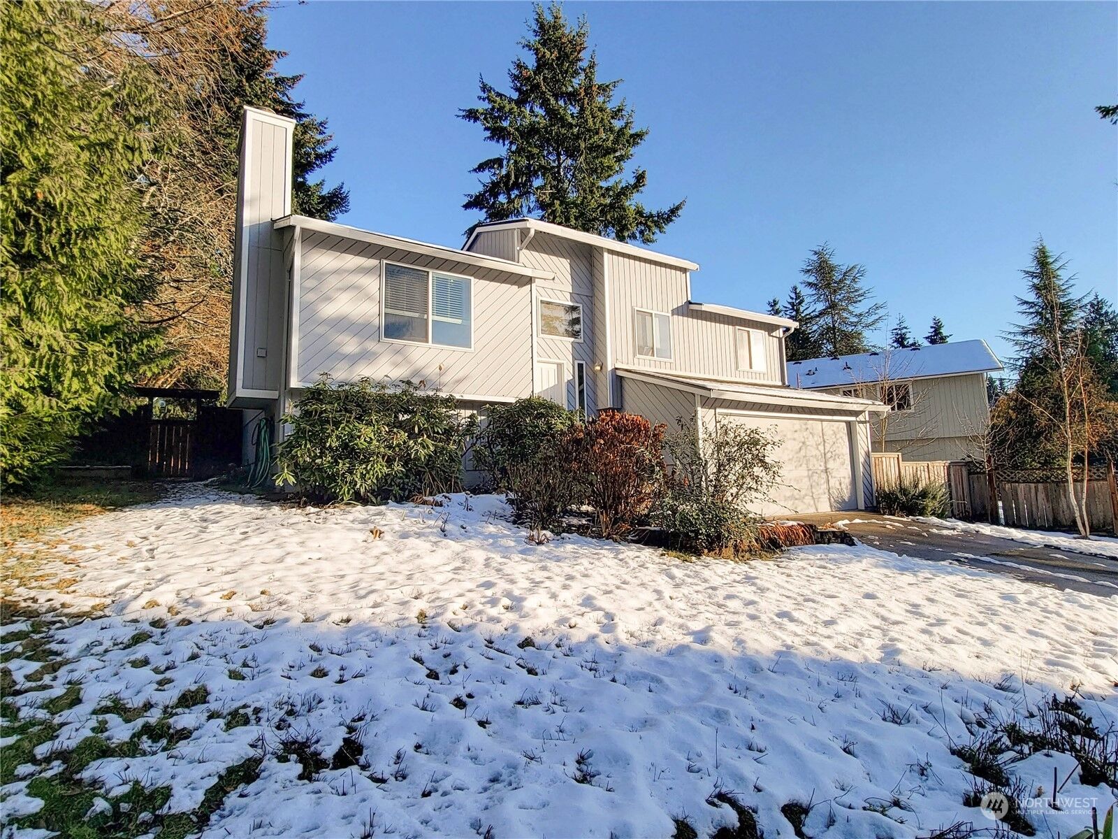 Property Photo:  10910 161st Avenue NE  WA 98052 