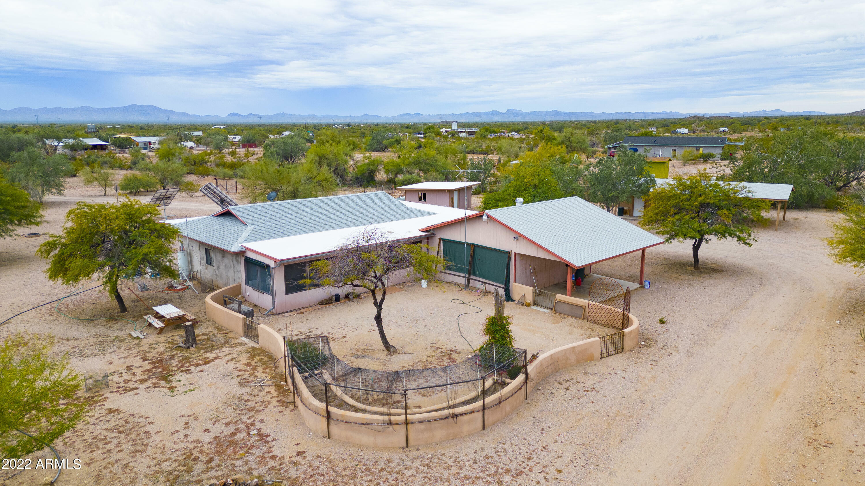 Property Photo:  34440 W Villa Cassandra Way  AZ 85390 