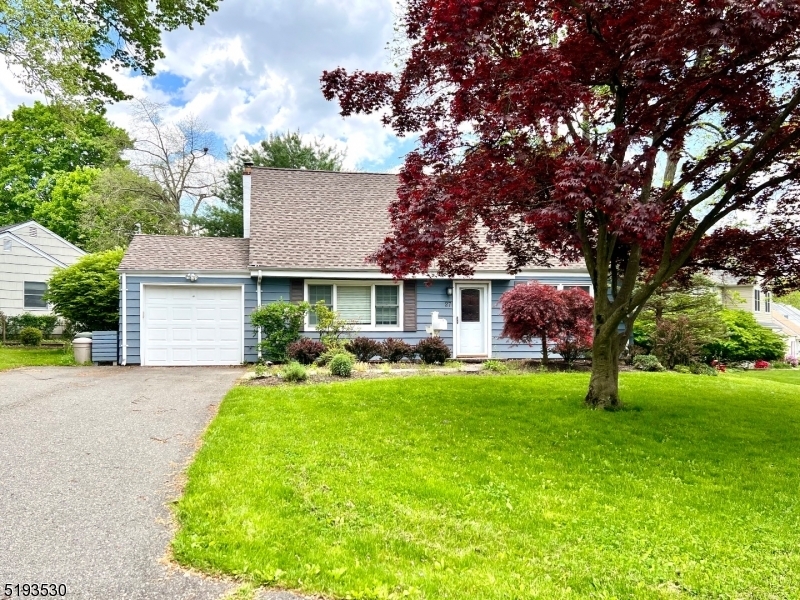 Property Photo: 27 Park Dr NJ 07039