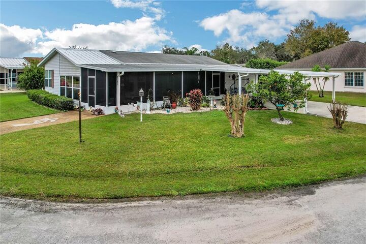 Property Photo: 5191 Cambridge Court FL 34785