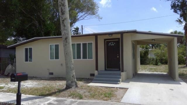 Property Photo: 2030 Kurtz Street FL 33901