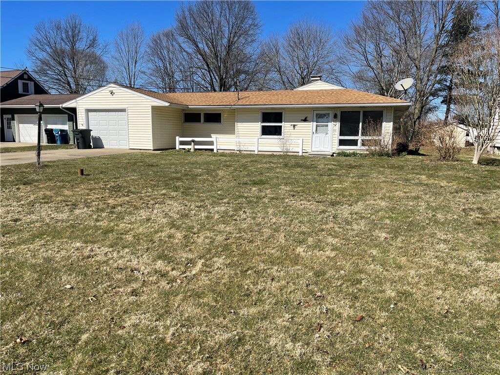 Property Photo:  1204 Rose Avenue  OH 44420 