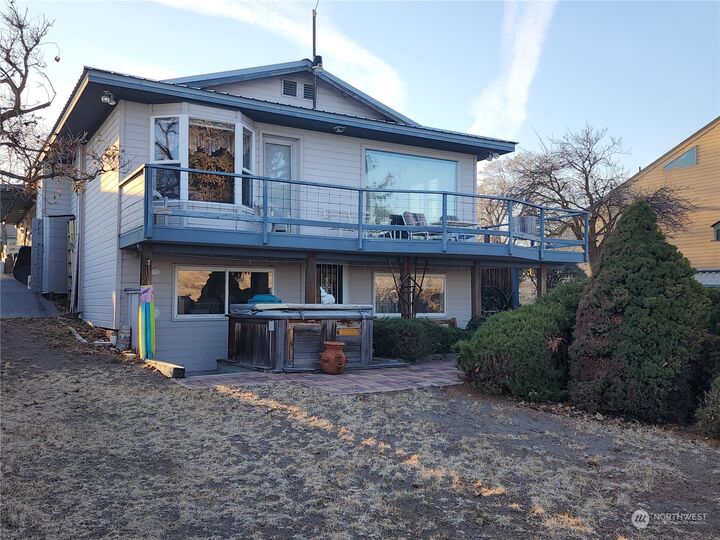 House for sale in Soap Lake 314 Lakeshore Drive, Soap Lake, WA 98851