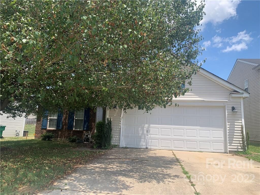 Property Photo: 9935 Orchard Grass Court NC 28278