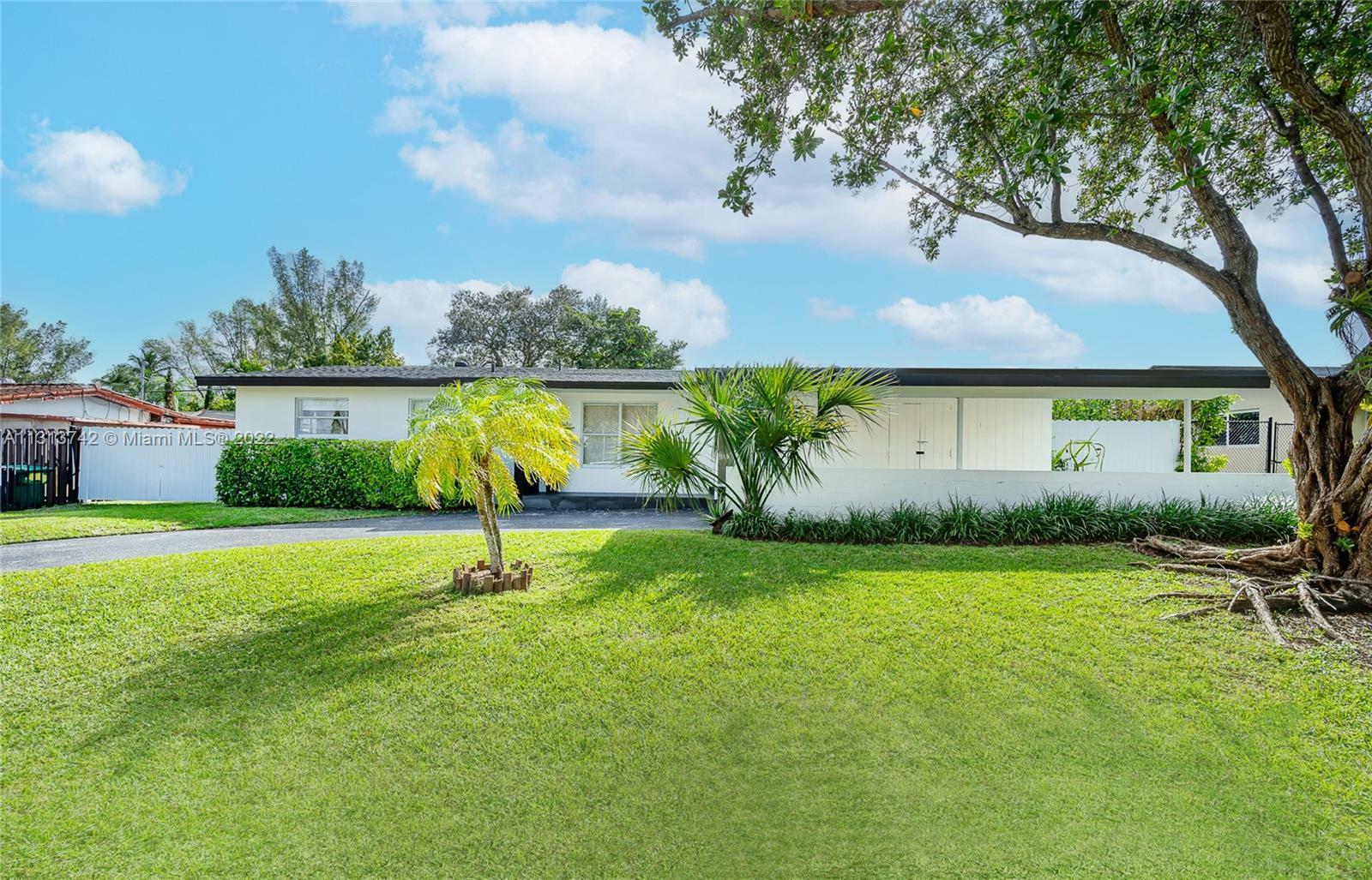 Property Photo:  8810 SW 43rd Ter N/A  FL 33165 