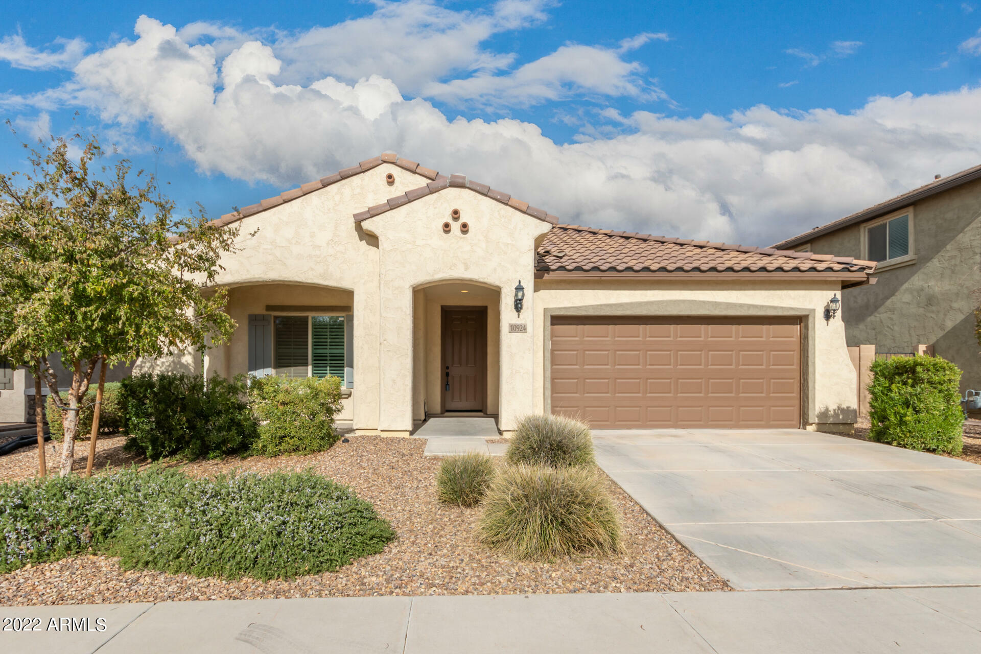 Property Photo:  10924 E Tumbleweed Avenue  AZ 85212 