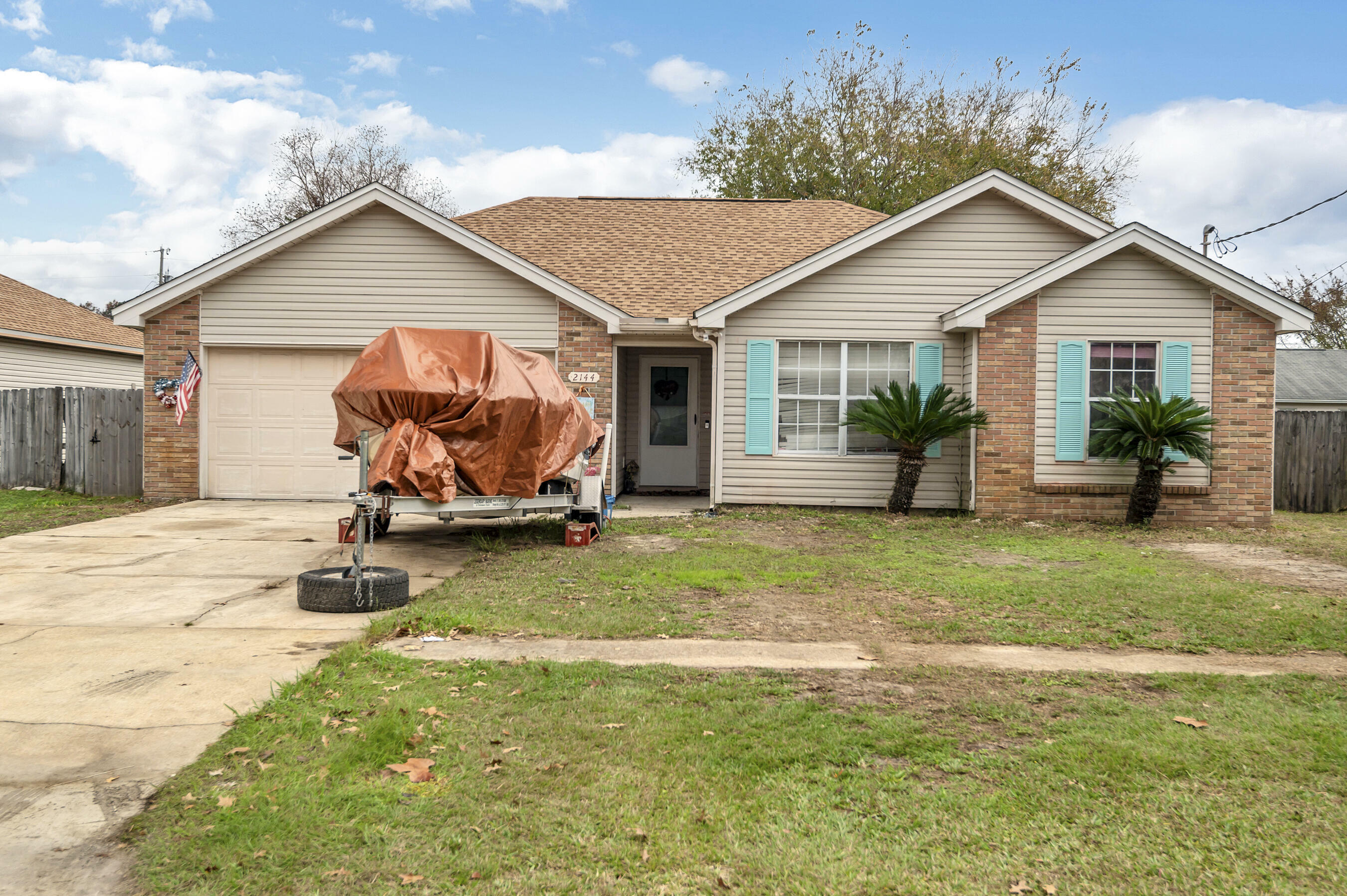 Property Photo:  2144 Estate Circle  FL 32566 