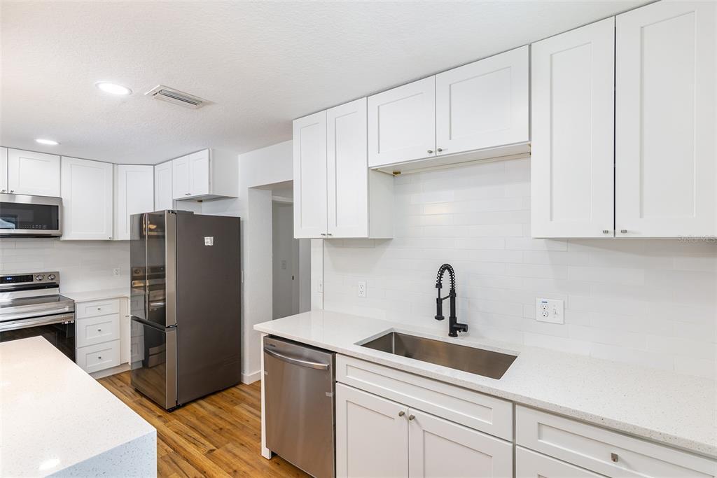 Property Photo: 1558 13th Street S FL 33705