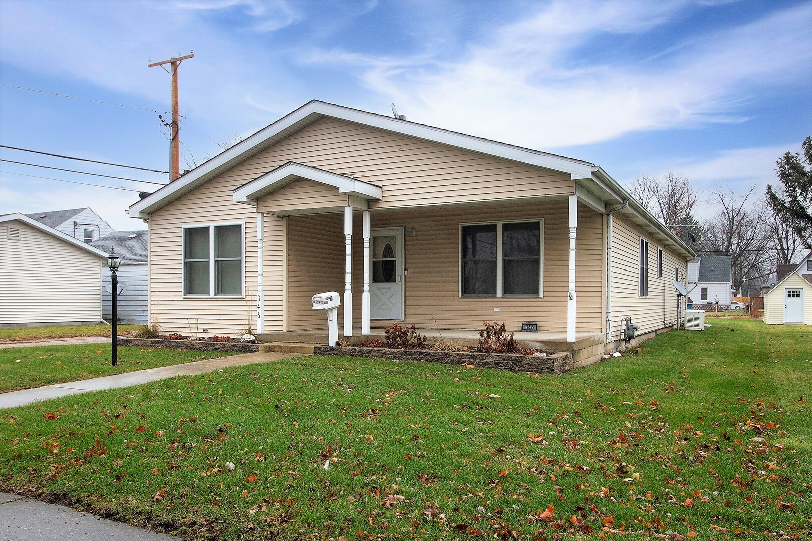 Property Photo:  346 S Yates Avenue  IL 60901 