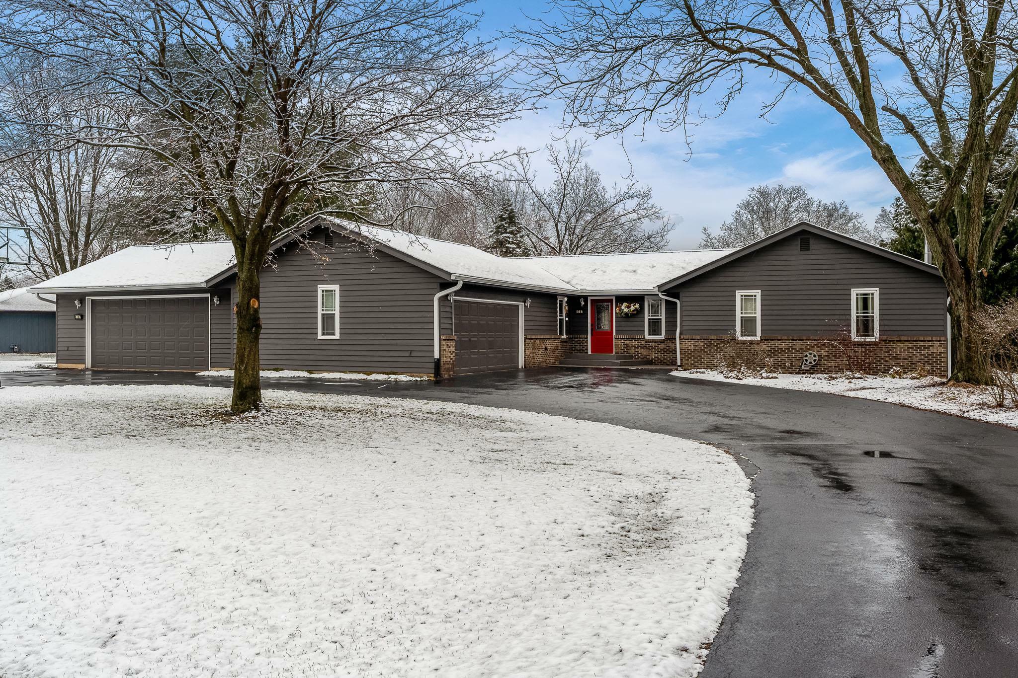 Property Photo:  9797 Prairie Lane  IL 61008 