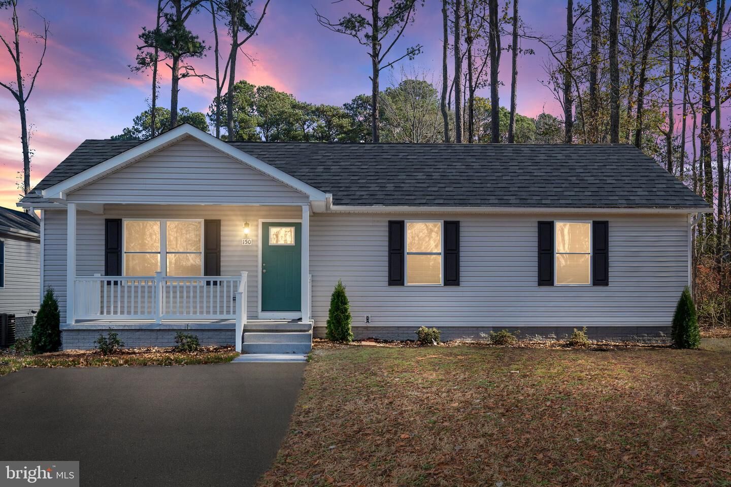 Property Photo:  82 Oak Lane  VA 22443 