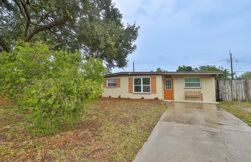 Property Photo:  9227 82nd Way  FL 33777 