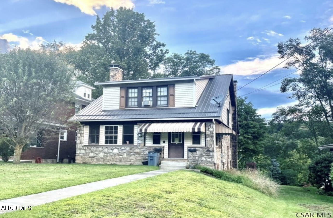 Property Photo: 490 Edward Street PA 15905