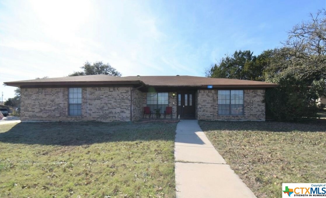 Property Photo:  148 County Road 4877  TX 76522 