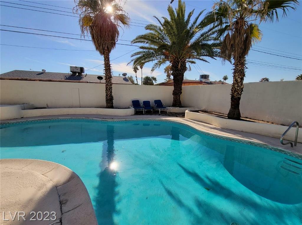 Property Photo:  1123 East Hacienda Avenue  NV 89119 