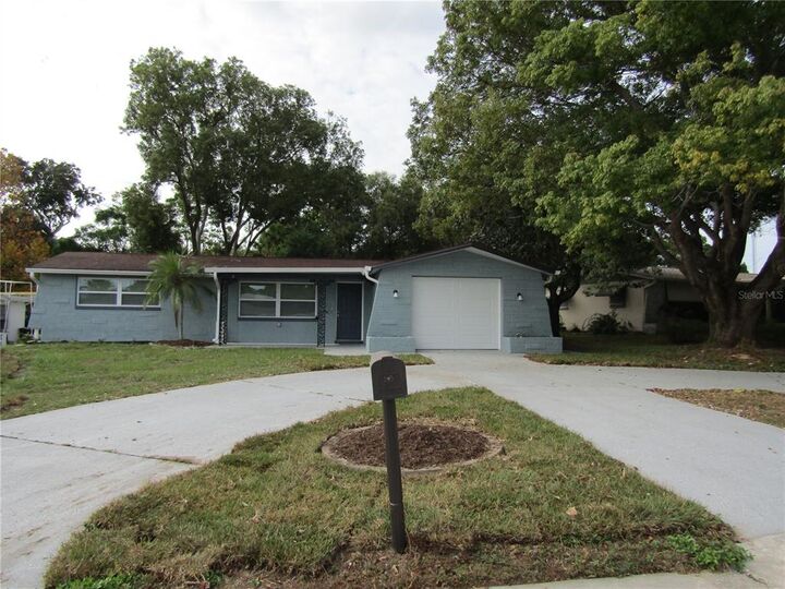 Property Photo: 3345 Chickadee Drive FL 34690