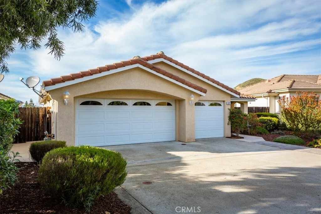 Property Photo:  1372 Cornus Court  CA 93401 