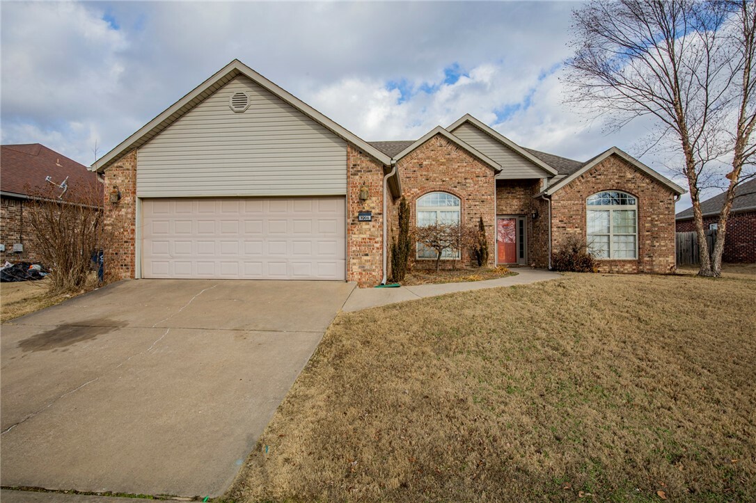 Property Photo: 1206 SW Willow Bend Avenue AR 72713