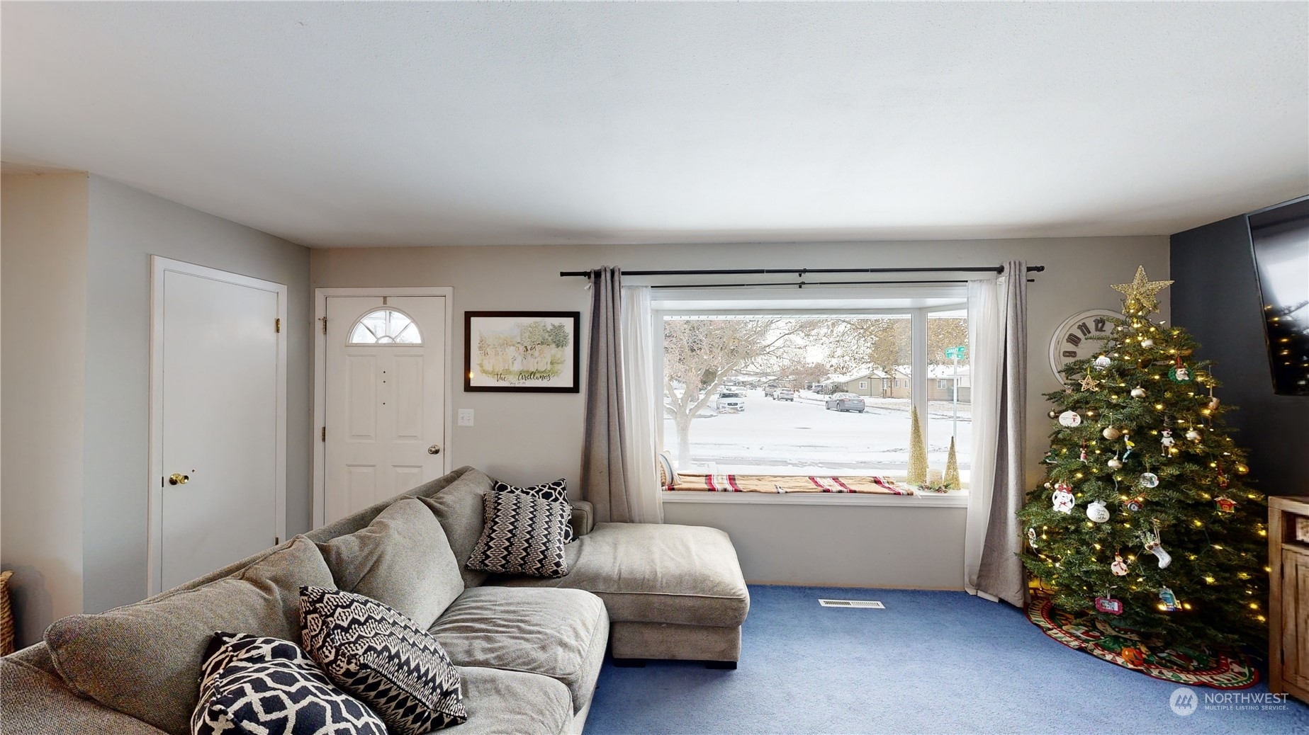Property Photo: 2073 Lark Drive WA 99362