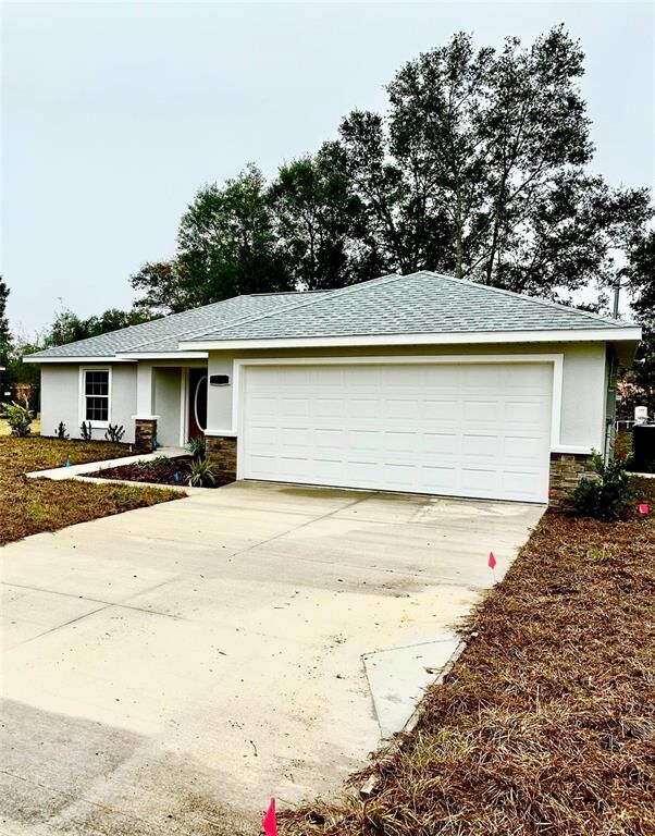 Property Photo: 8472 SE 156th Street FL 34491
