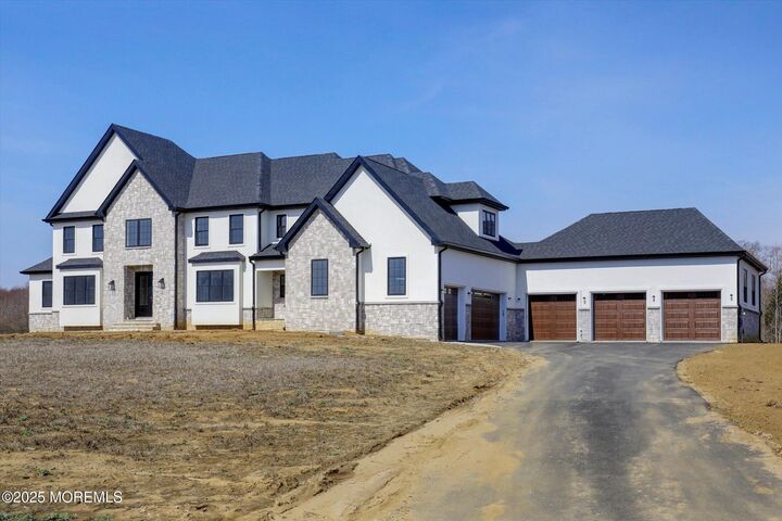 Property Photo:  11 Cook Court  NJ 08535 