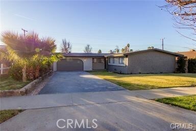 321 N Lincoln Street  Redlands CA 92374 photo