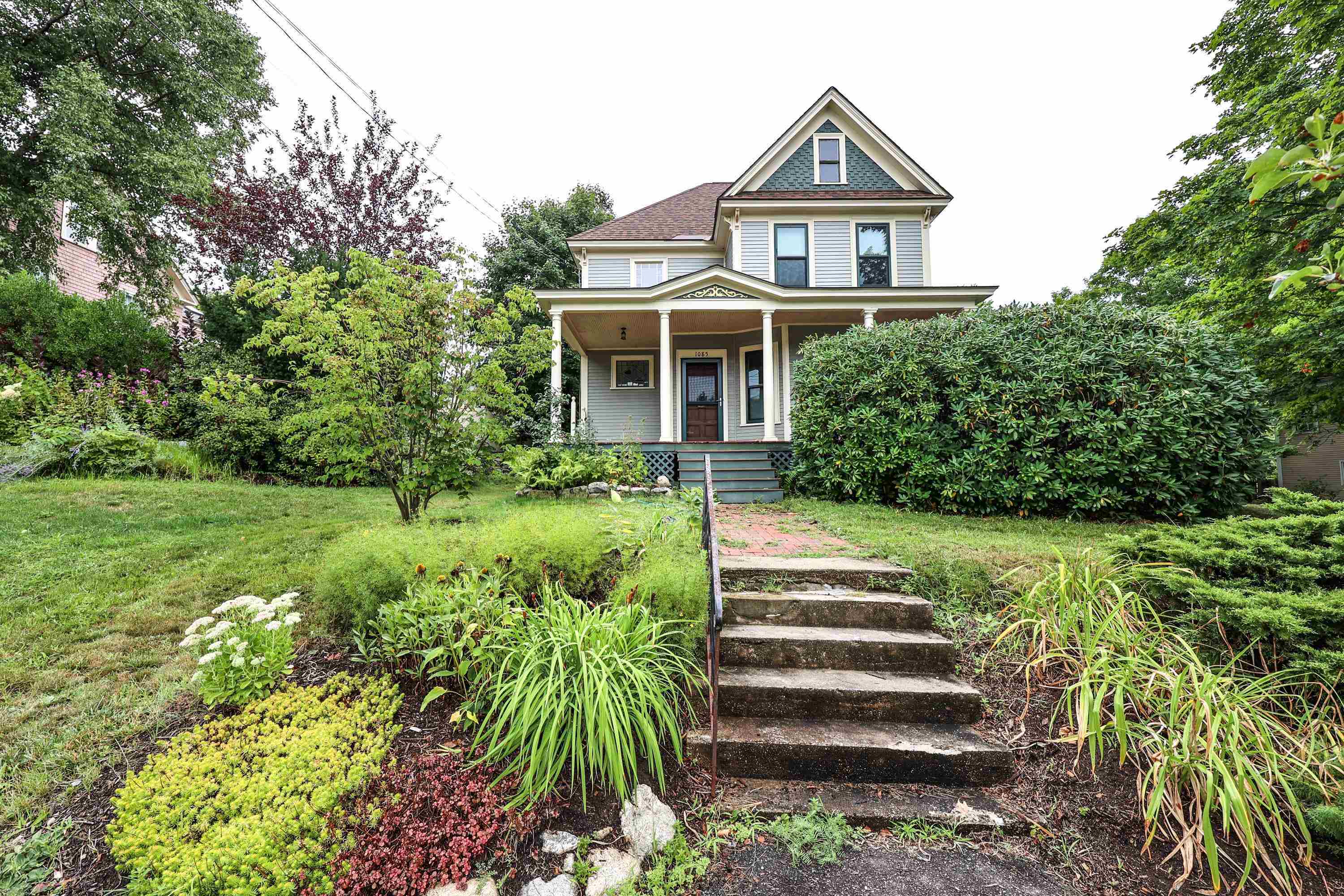 Property Photo: 1085 Union Street NH 03104