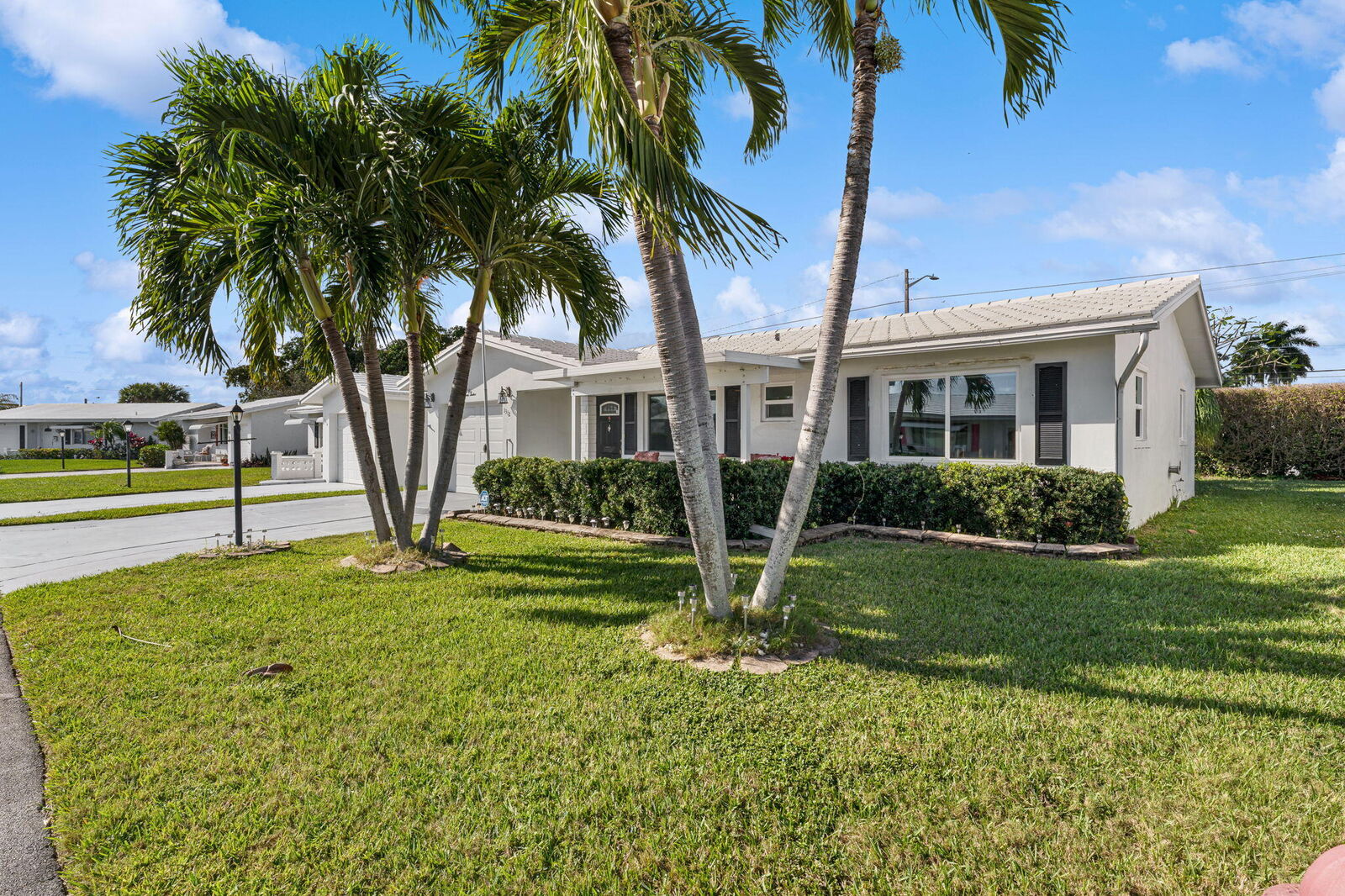 Property Photo:  1312 SW SW 24th Street  FL 33426 