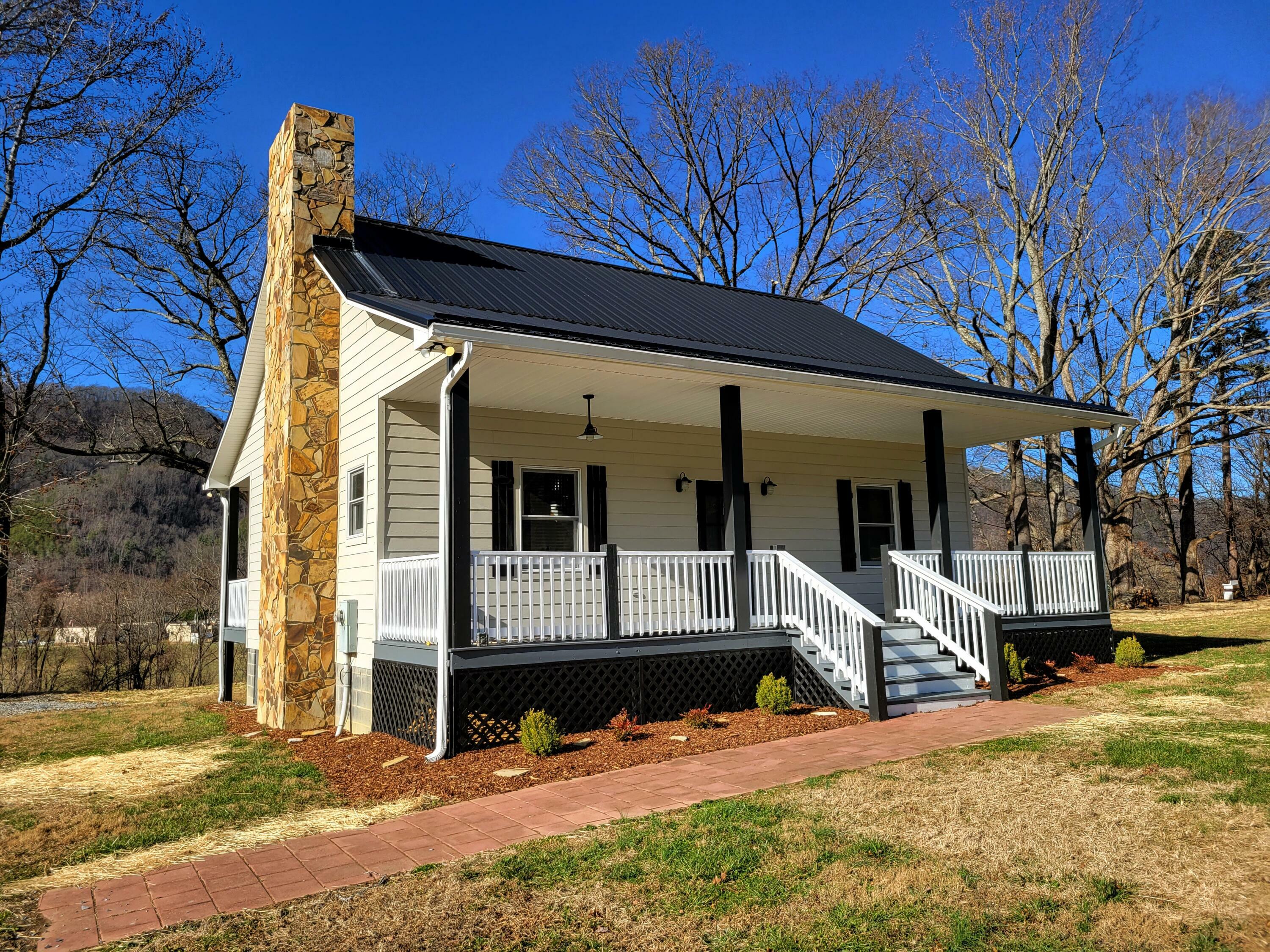 Property Photo: 109 Carey Lane TN 37650