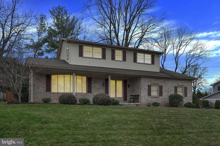 3210 Forrest Lane  York PA 17402 photo