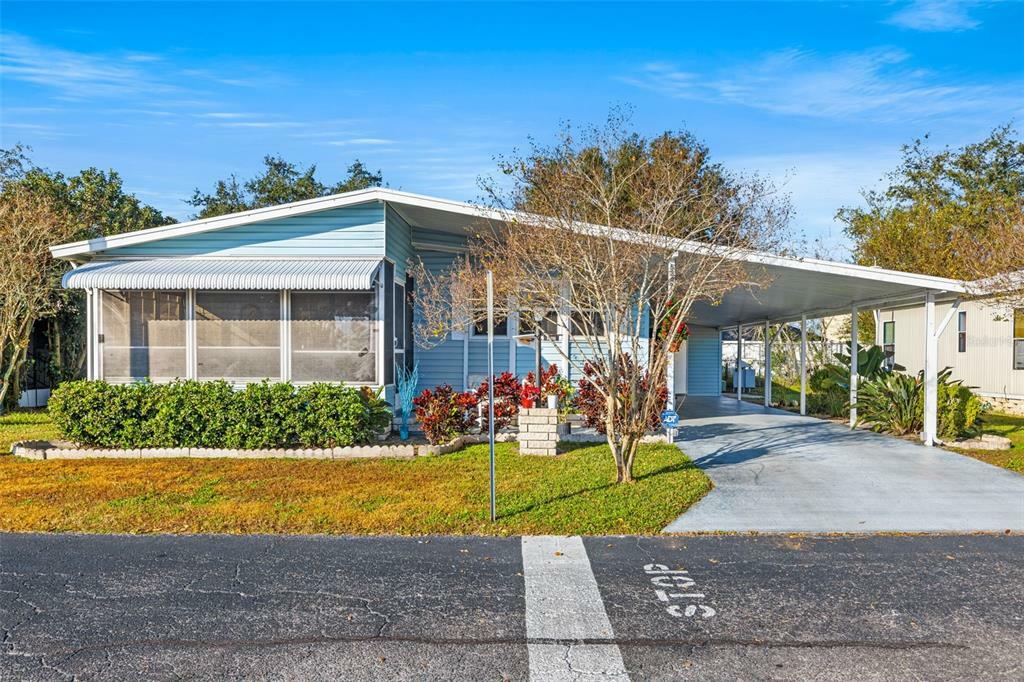 Property Photo:  5347 Ixora Street  FL 33541 