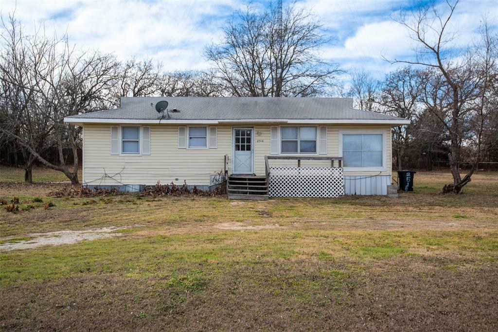 Property Photo:  2516 Pecan Valley Court  TX 76031 