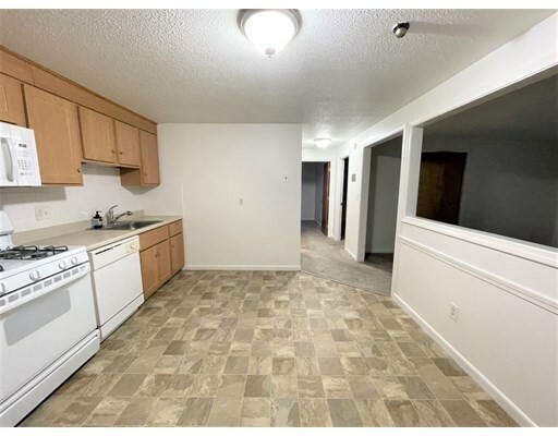 Property Photo: 805 Haverhill Street 3-A4 MA 01969