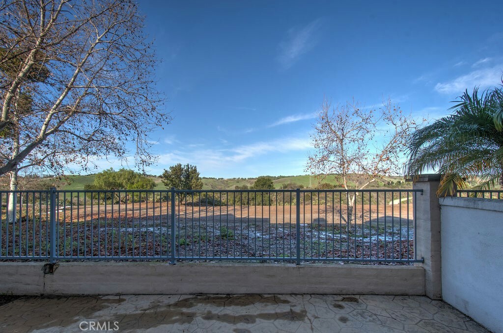 Property Photo:  63 Seacountry Lane  CA 92688 