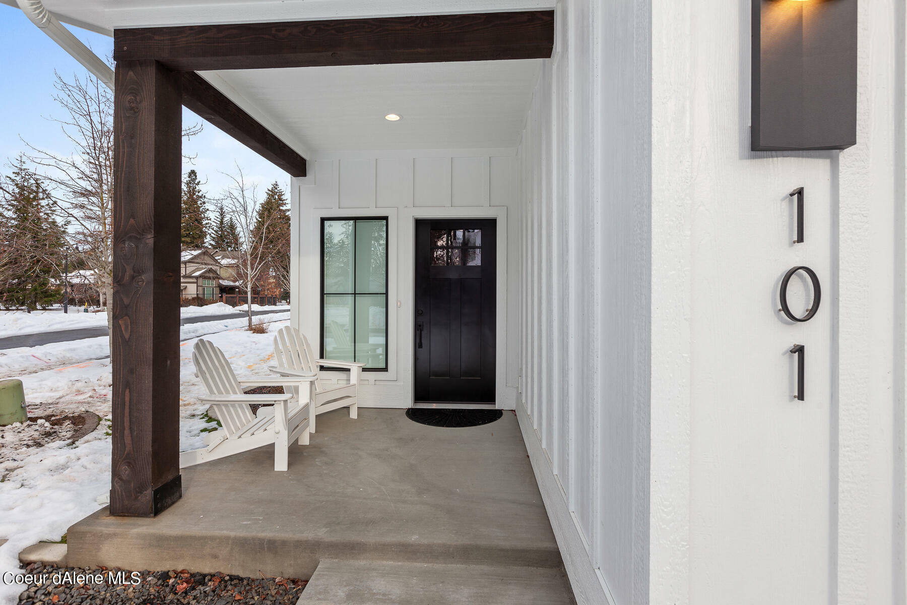 Property Photo: 993 W Grove Way 101 ID 83815