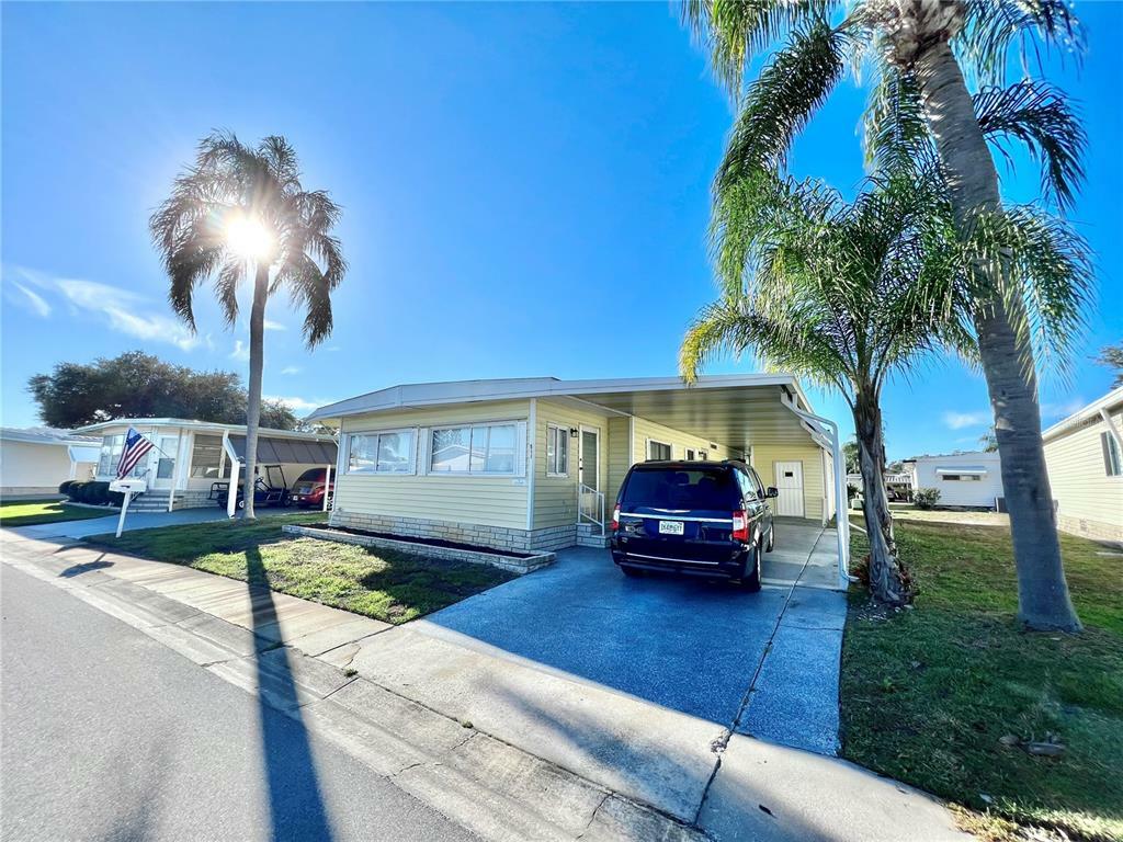 Property Photo: 1100 Belcher Road S 511 FL 33771