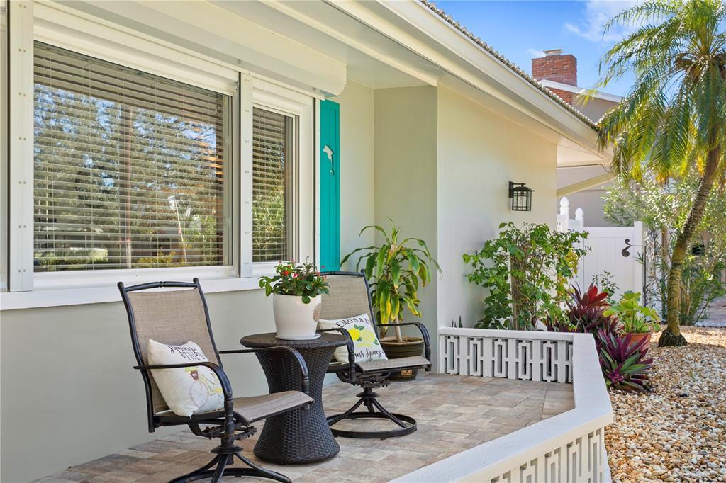 Property Photo: 2180 Dolphin Boulevard S FL 33707