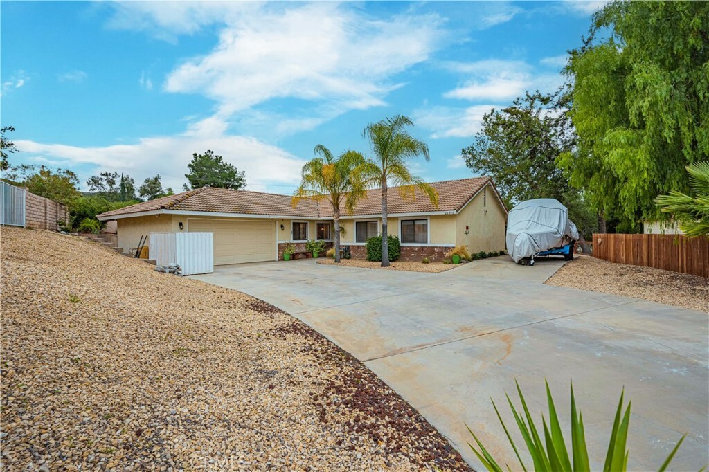 Property Photo:  23440 Moccasin Circle  CA 92587 