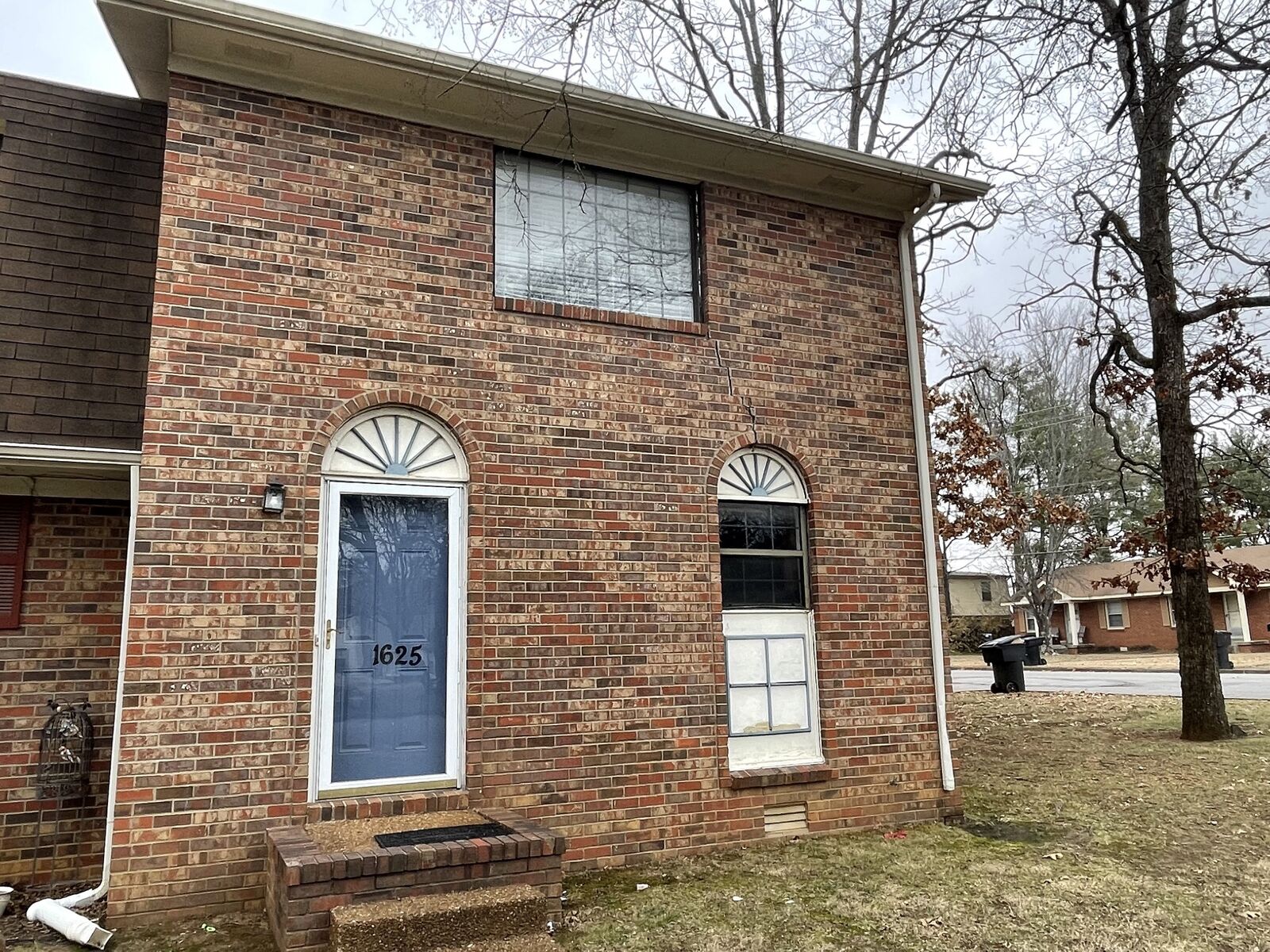 Property Photo: 1625 Huntington Drive TN 37130