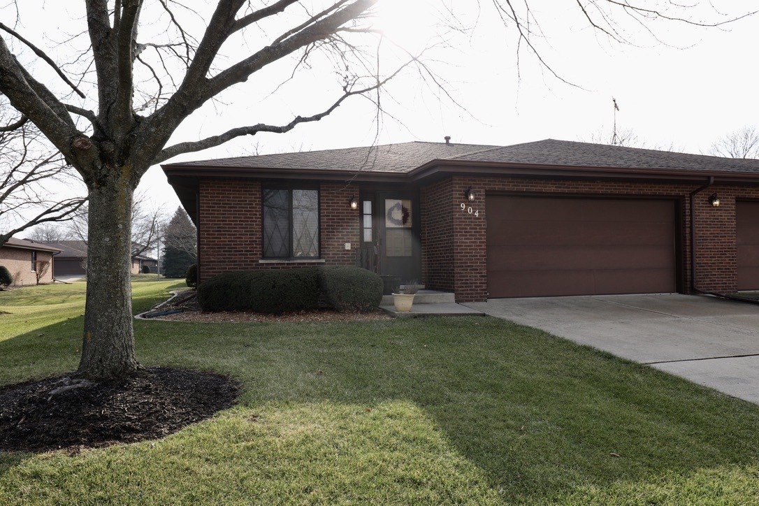 Property Photo:  904 Shagbark Road  IL 60451 